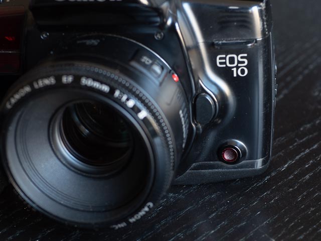 Bar-code scanner receiver on the Canon EOS 10