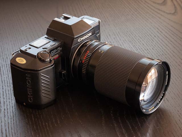 Chinon CP-7m with a Sun 35-200mm lens mounted