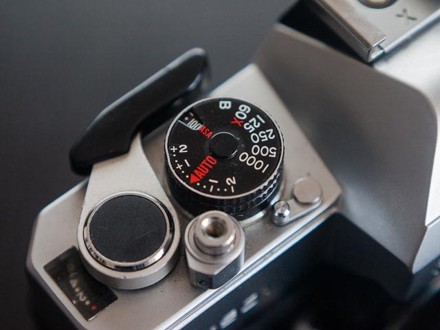 Fujica ST901 top plate detail