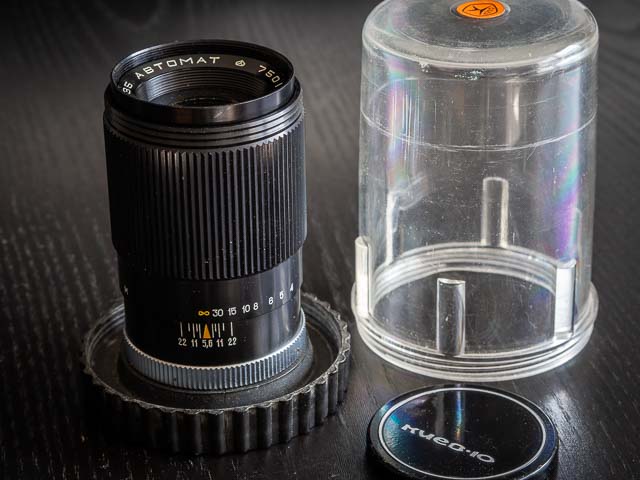 Jupiter-11 135mm f/4.0 Automat lens
