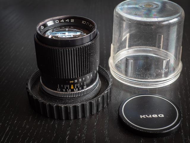 Jupiter-9 85mm f/2.0 Automat lens