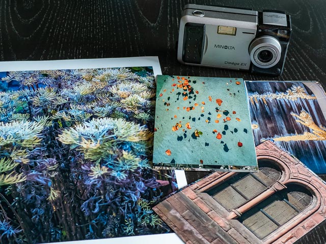 Minolta DiMÂGE EX Zoom 1500 with some prints