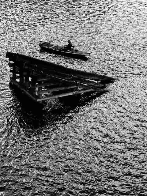 River Vltava, Prague, Czech Repulic - 1998 - Canon EOS 5 + Canon EF 28-105mm f/3.5-4.5 USM + Ilford XP2 400