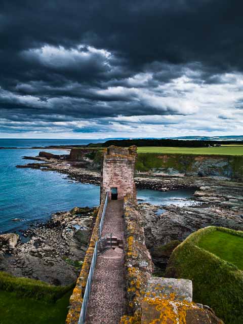 Tantallon Castle, near North Berwick, East Lothain - 2010 - Pentax K-7 + SMC Pentax DA Limited 21mm f/3.2