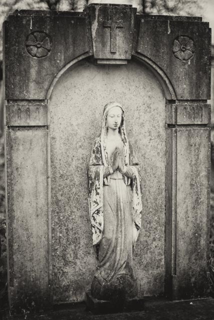 All Souls Cemetery, Kensal Green gallery - Image 1
