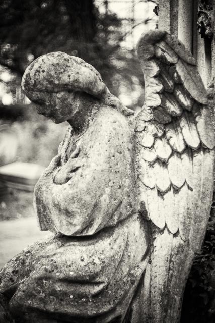 All Souls Cemetery, Kensal Green gallery - Image 9