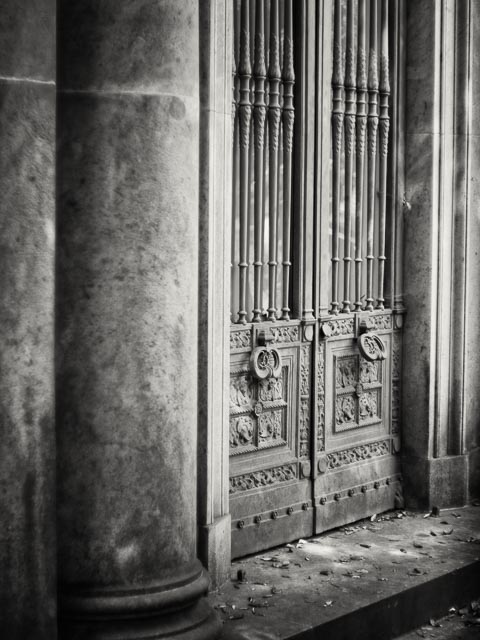 Highgate West Cemetery gallery - Image 9