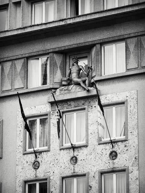 $countries_display[$i] image 57