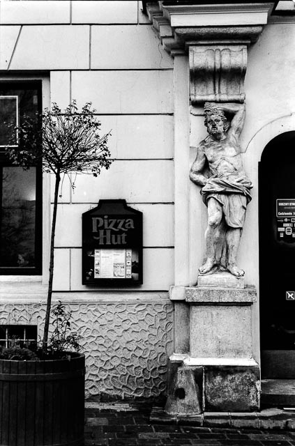 $countries_display[$i] image 32