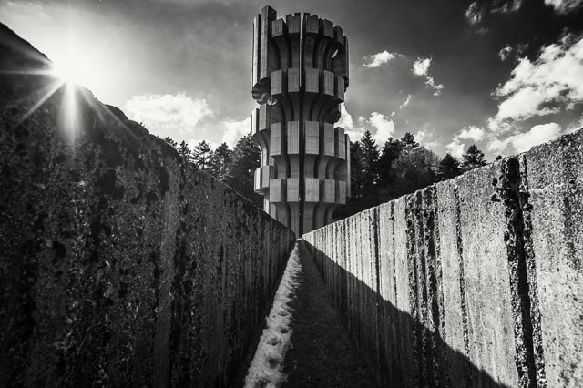 Monument to the Revolution 2