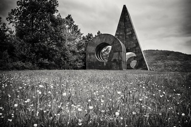 Mausoleum to the Fallen Insurgents against Fascism 1