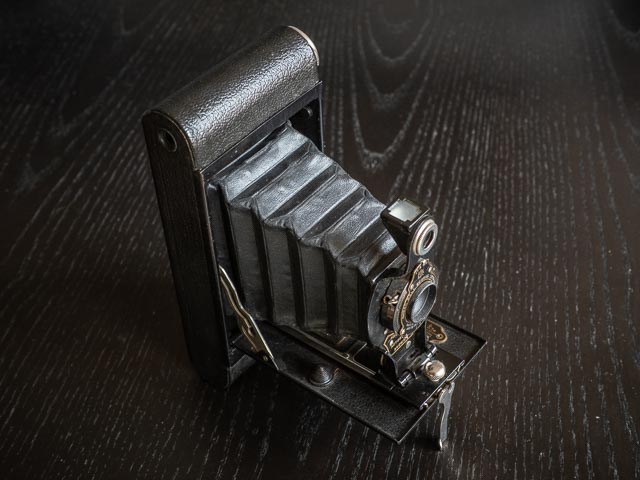 Kodak No. 2 Folding Autographic Brownie camera.