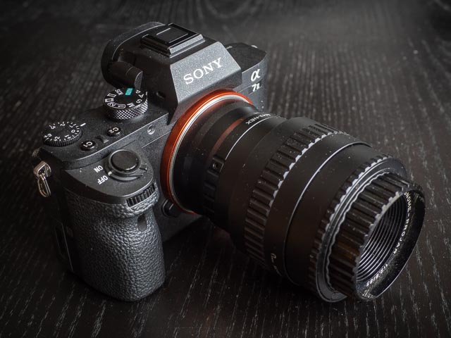 Isco-Göttingen Gnome-Projar 85mm f/2.8 mounted on a Sony A7 Mk II cameras